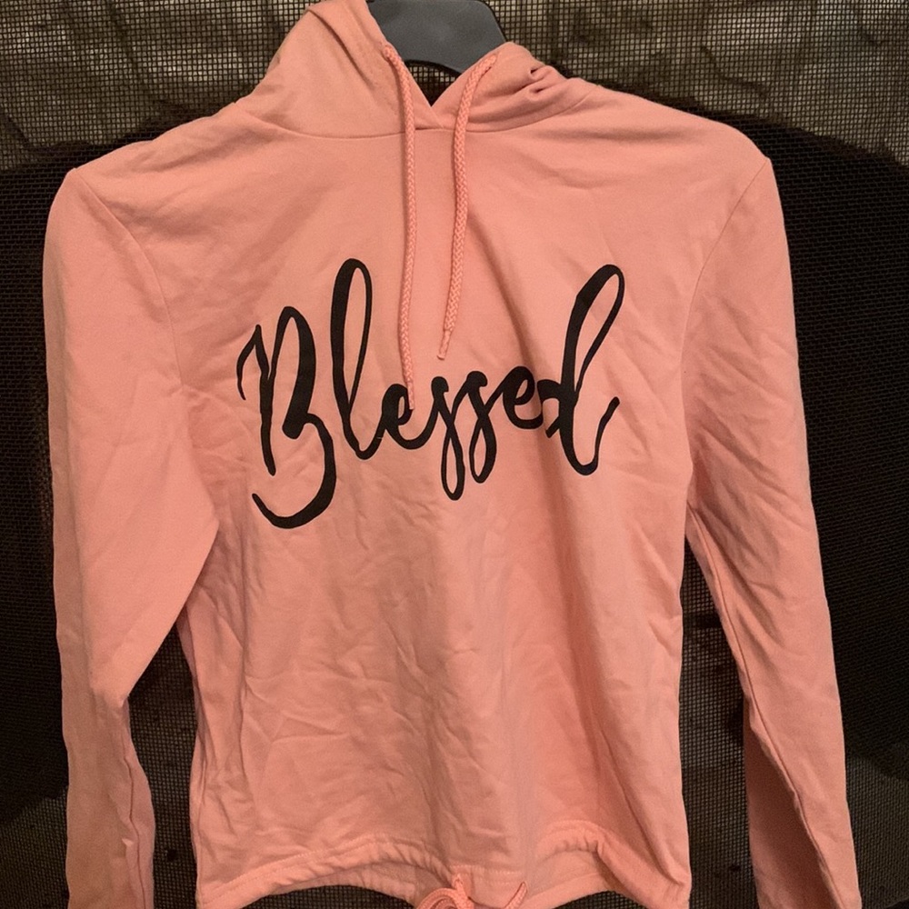 womens athletic crop sweatshirt